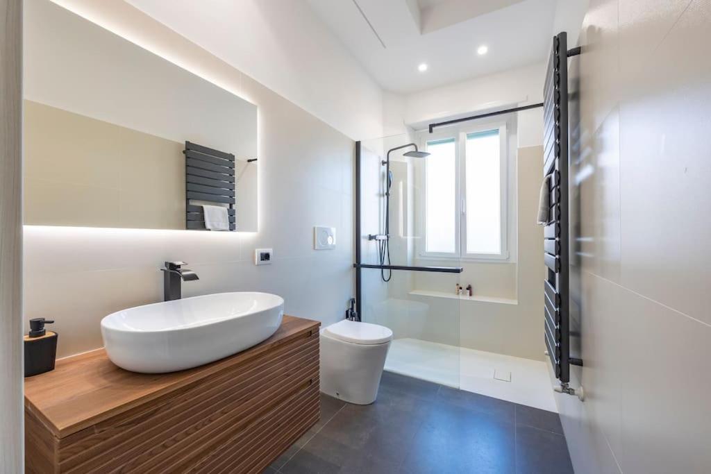Stylish Apartment Rome Air Conditionig Wifi Tv 50 Metro 4 Minutes Away エクステリア 写真