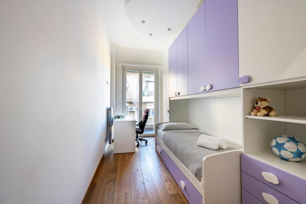 Stylish Apartment Rome Air Conditionig Wifi Tv 50 Metro 4 Minutes Away エクステリア 写真