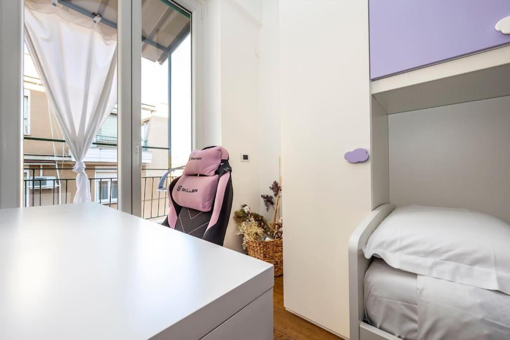 Stylish Apartment Rome Air Conditionig Wifi Tv 50 Metro 4 Minutes Away エクステリア 写真